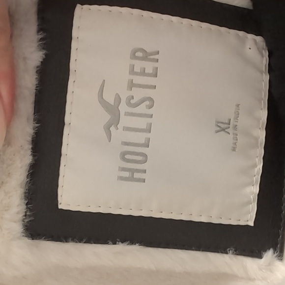 Hollister | Faux Fur-lined Leather Jacket - Picture 2 of 2